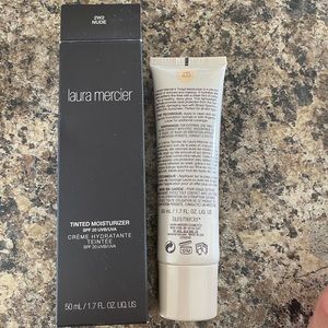 Laura mercier tinted moisturizer